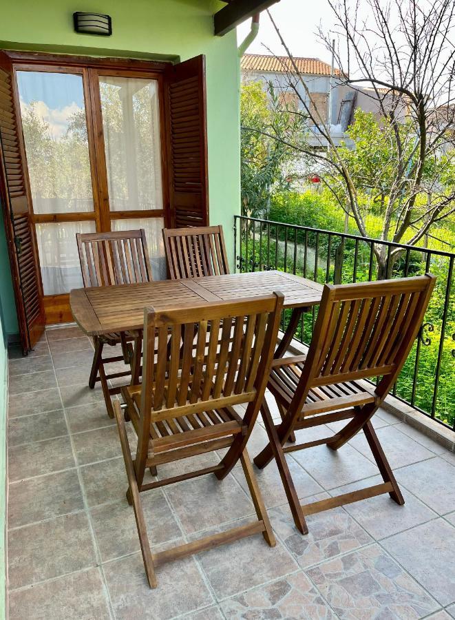 Citrus Tree Garden House Villa Kamisiana Exterior photo